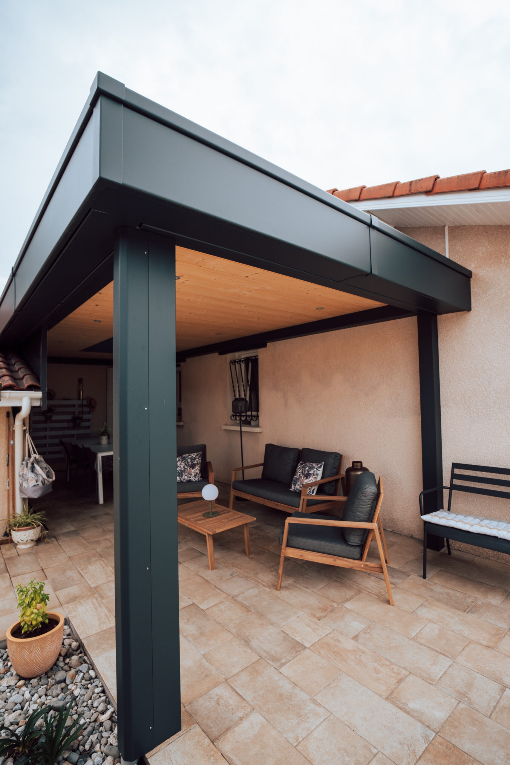 Pergola moderne avec puits de jour à Mont-de-Marsan