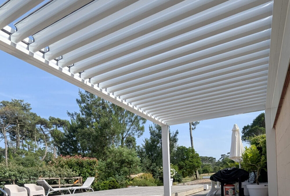 Pergola bioclimatique à Moliets