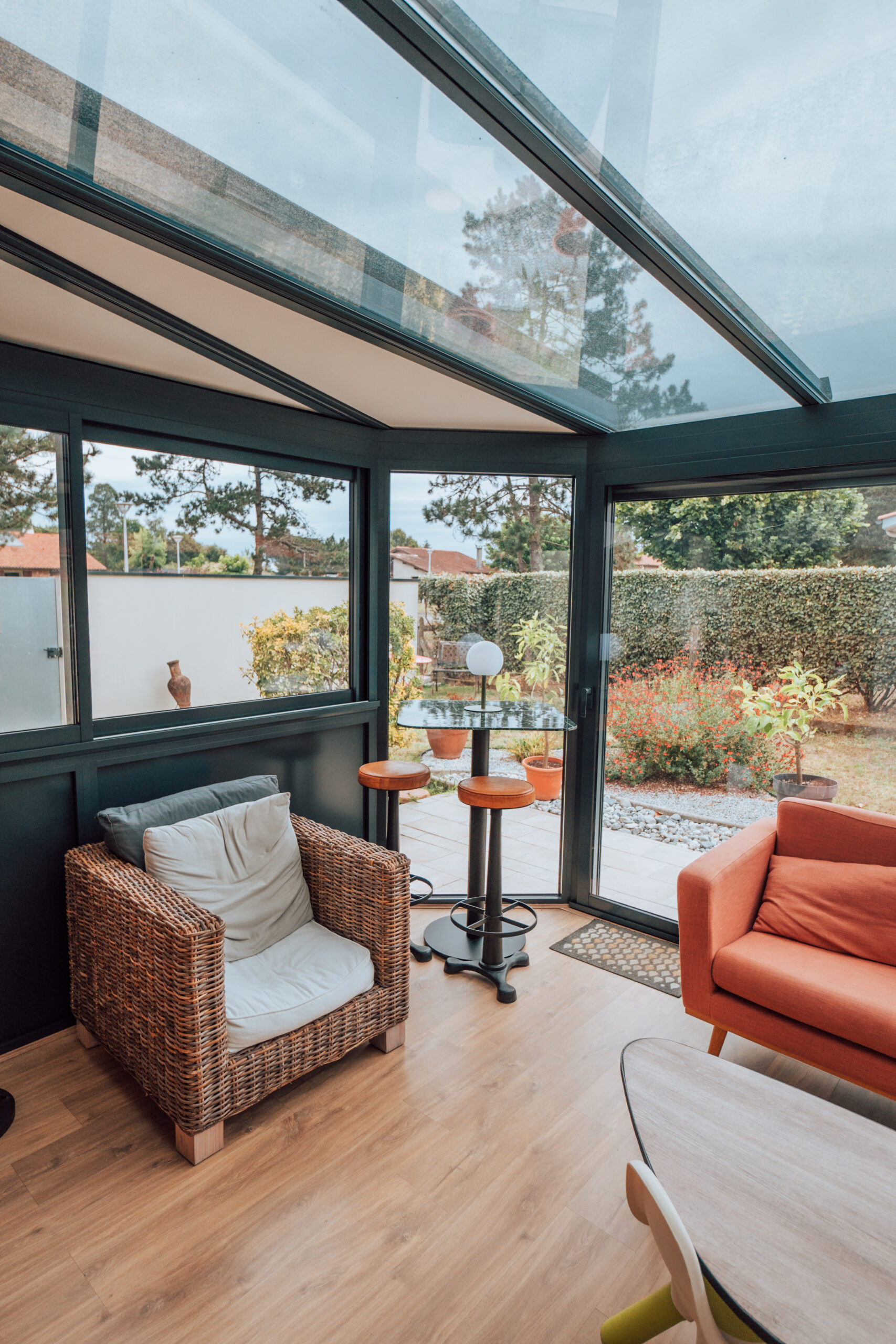 Création d’un salon lumineux et confortable