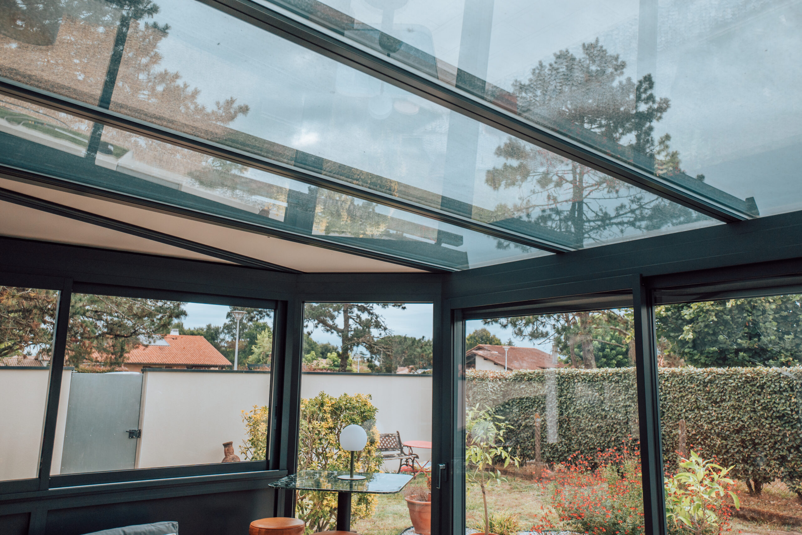 Création d’un salon lumineux et confortable