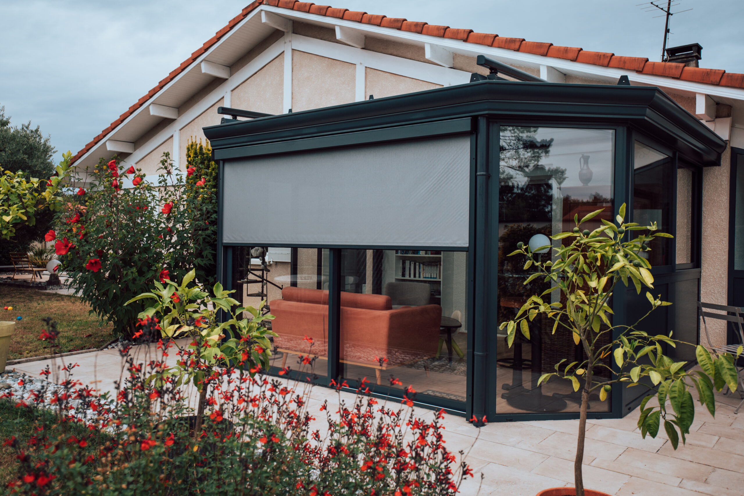 Création d’un salon lumineux et confortable